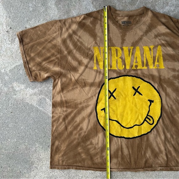 NIRVANA Brown T-Shirt with Yellow Graphic - Picture 4 of 6